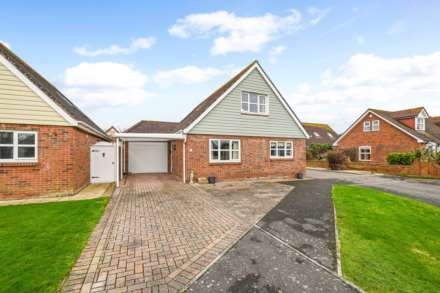 3 Bedroom Detached, Culimore Close, West Wittering