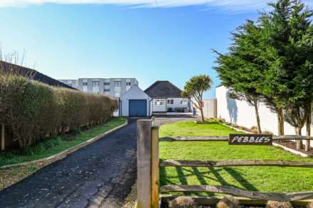 4 Bedroom Detached Bungalow, East Bracklesham Drive, Bracklesham Bay, West Sussex, PO20