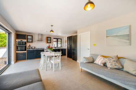 Beech Avenue, Bracklesham Bay, West Sussex, Image 7