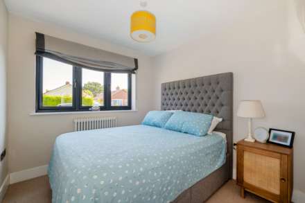 Beech Avenue, Bracklesham Bay, West Sussex, Image 9