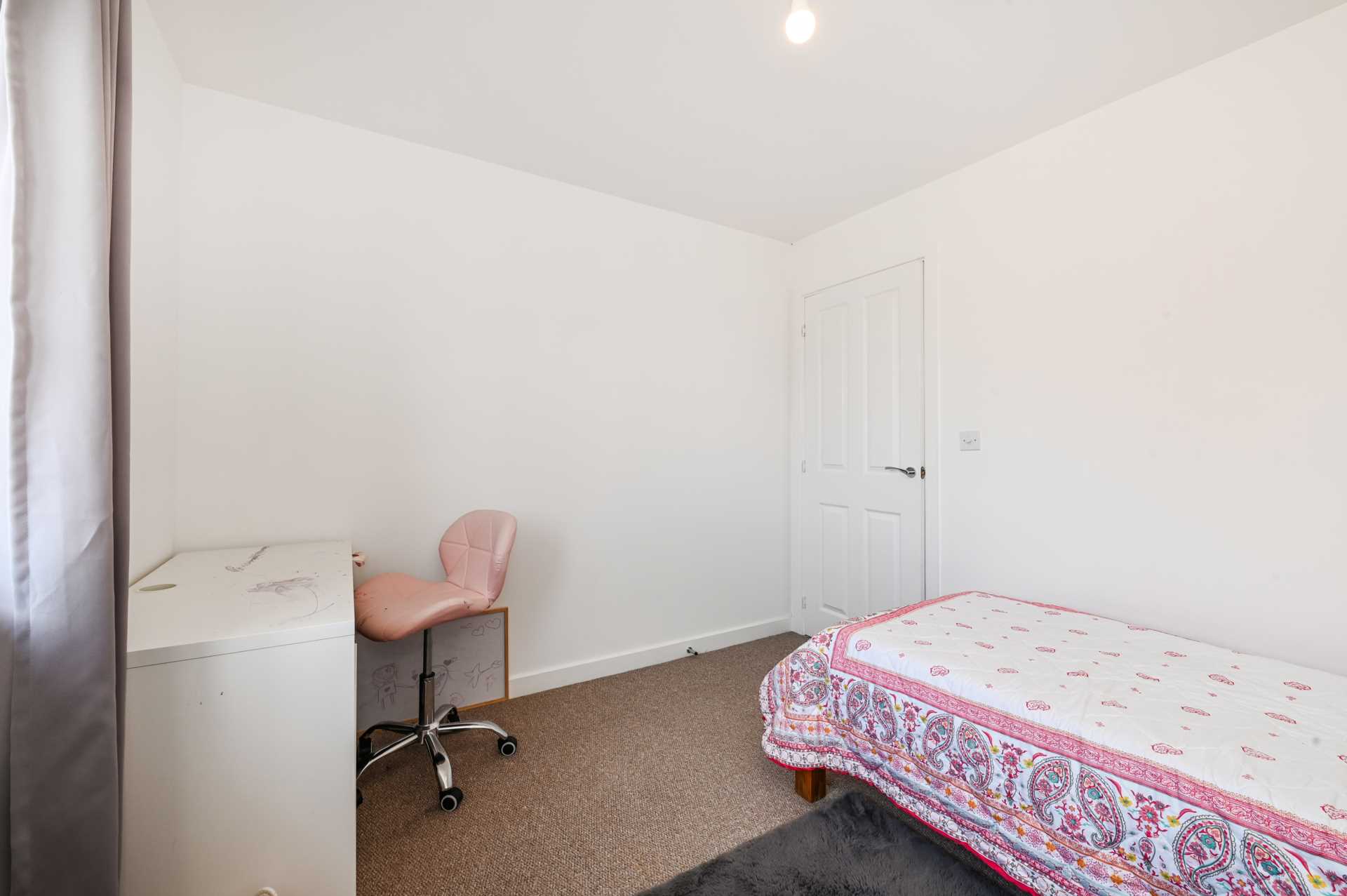 Charlie Drive, Bracklesham Grove, Bracklesham Bay, West Sussex, Image 7