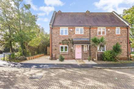 Old Common Close, Birdham, West Sussex, PO20, Image 2