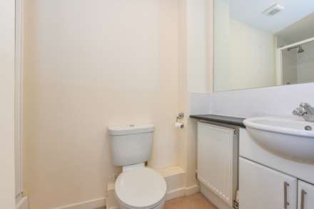 Middleton Close, Bracklesham Bay, West Sussex, PO20, Image 11