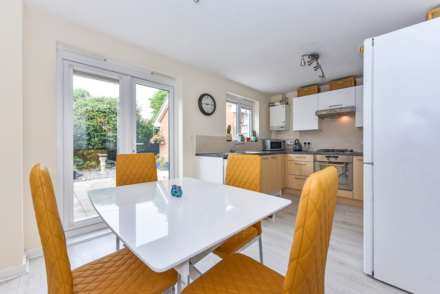 Middleton Close, Bracklesham Bay, West Sussex, PO20, Image 4