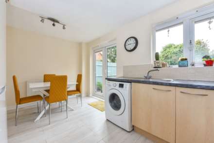 Middleton Close, Bracklesham Bay, West Sussex, PO20, Image 7