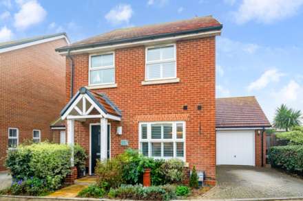 Property For Sale Rowan Way, Bracklesham Bay, Chichester