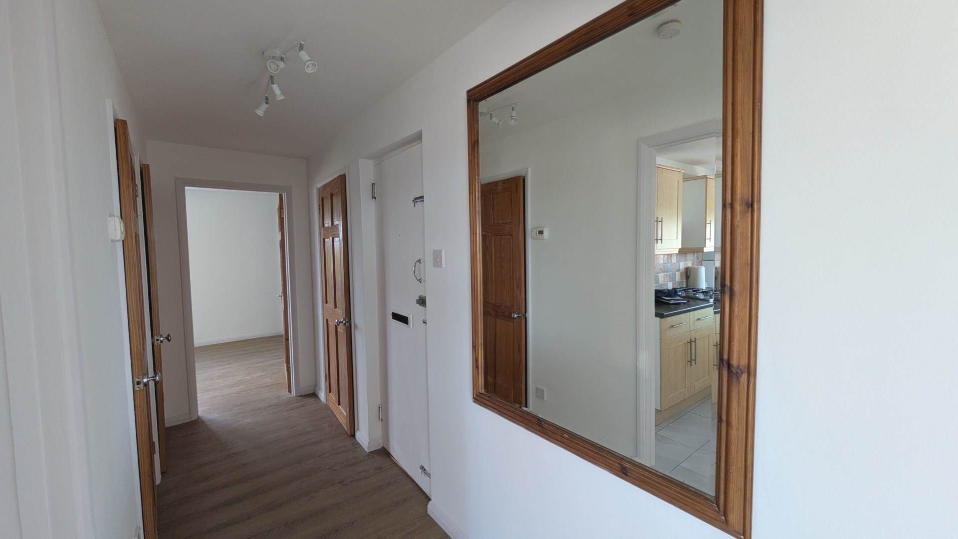 Southdown Court, Stocks Lane, Image 9