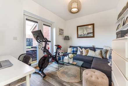 Maple Drive, Bracklesham Bay, West Sussex, PO20, Image 8