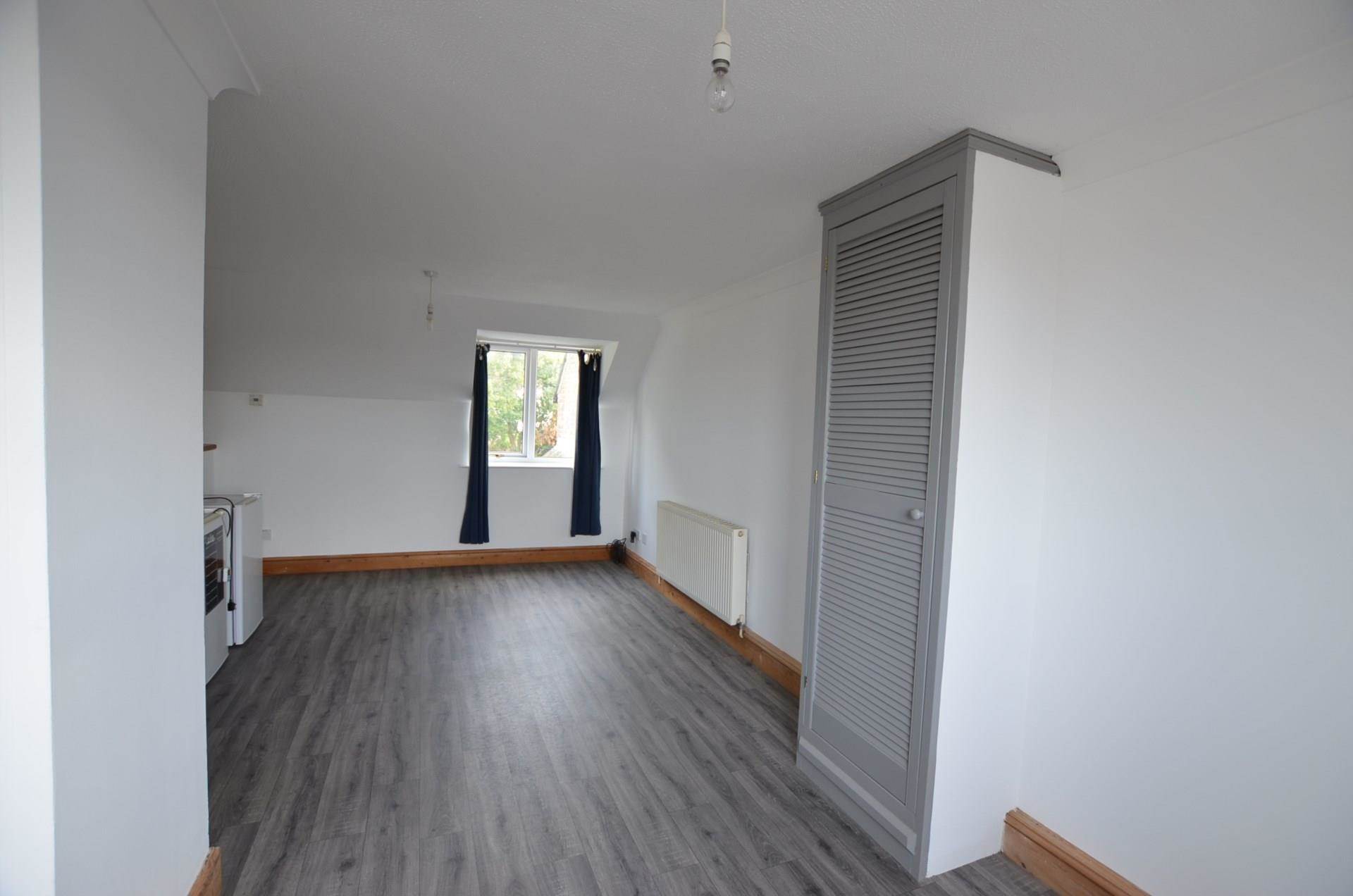St Peters Crescent, Selsey, Image 5