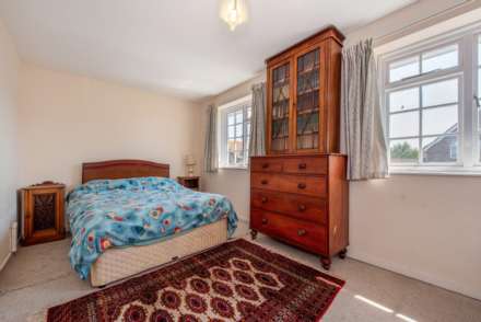 Kestrel Close, East Wittering, Chichester, PO20, Image 9