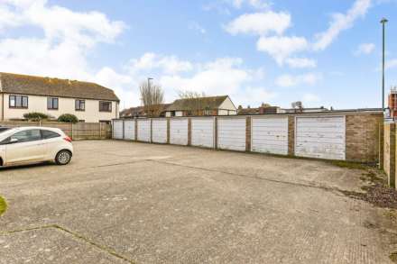 Foxwarren Close, West Wittering, West Wittering, Image 11