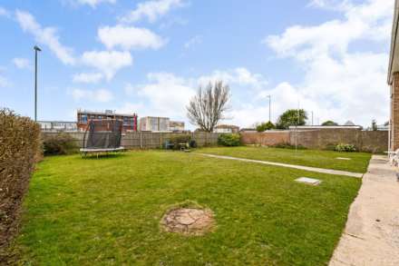 Foxwarren Close, West Wittering, West Wittering, Image 13