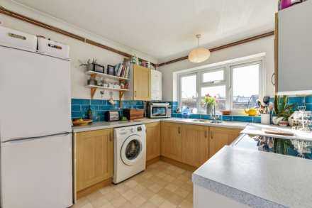 Foxwarren Close, West Wittering, West Wittering, Image 3