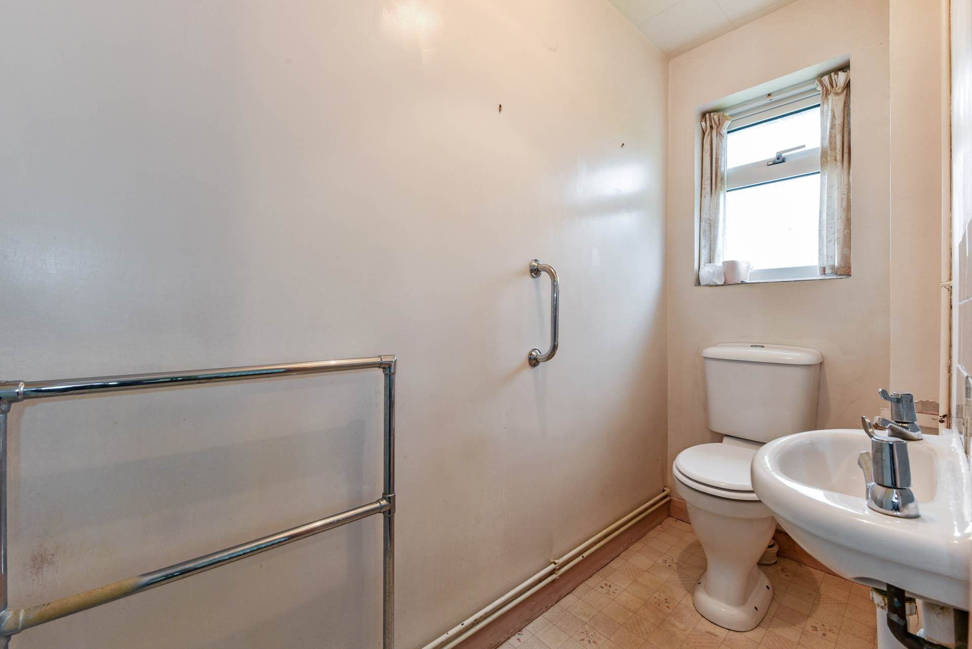 Longlands Road, East Wittering, West Sussex, PO20, Image 16