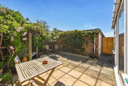 Eton Drive, Chichester, West Sussex, PO20, Image 17