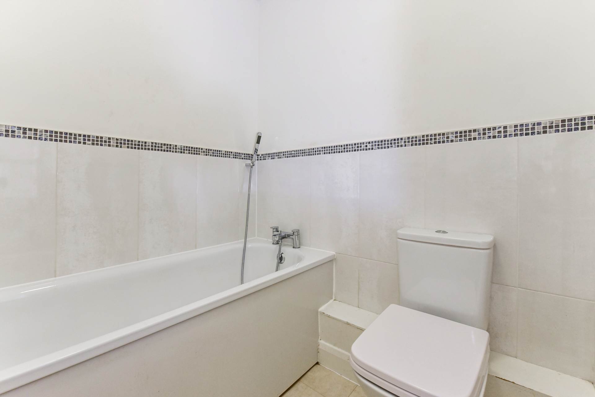 Hannah Place, Clay Lane, Fishbourne, Chichester, Image 12