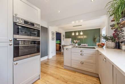 Wilton Close, Bracklesham Bay, West Sussex, PO20, Image 8