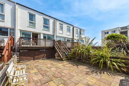 Marineside, Bracklesham Bay, West Sussex, PO20, Image 18
