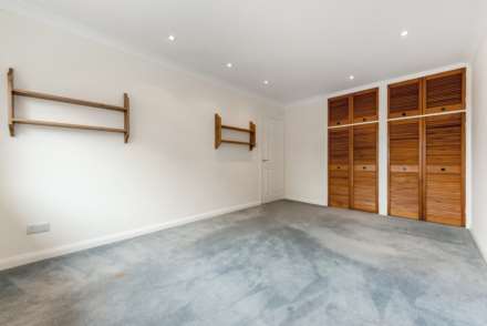 Barn Walk, East Wittering, Image 10