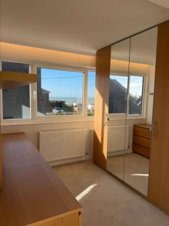 Barn Walk, East Wittering, Image 17