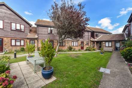 Green Court, East Wittering, West Sussex, PO20, Image 12