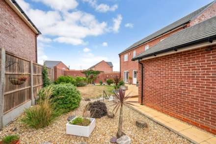 Hornbeam Walk, Bracklesham Bay, West Sussex, PO20, Image 24