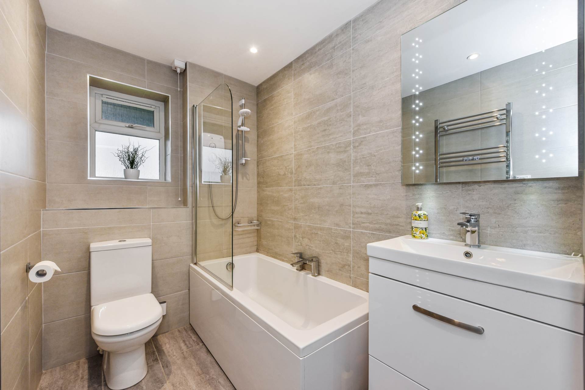Sandpiper Court, East Wittering, West Sussex, PO20, Image 14