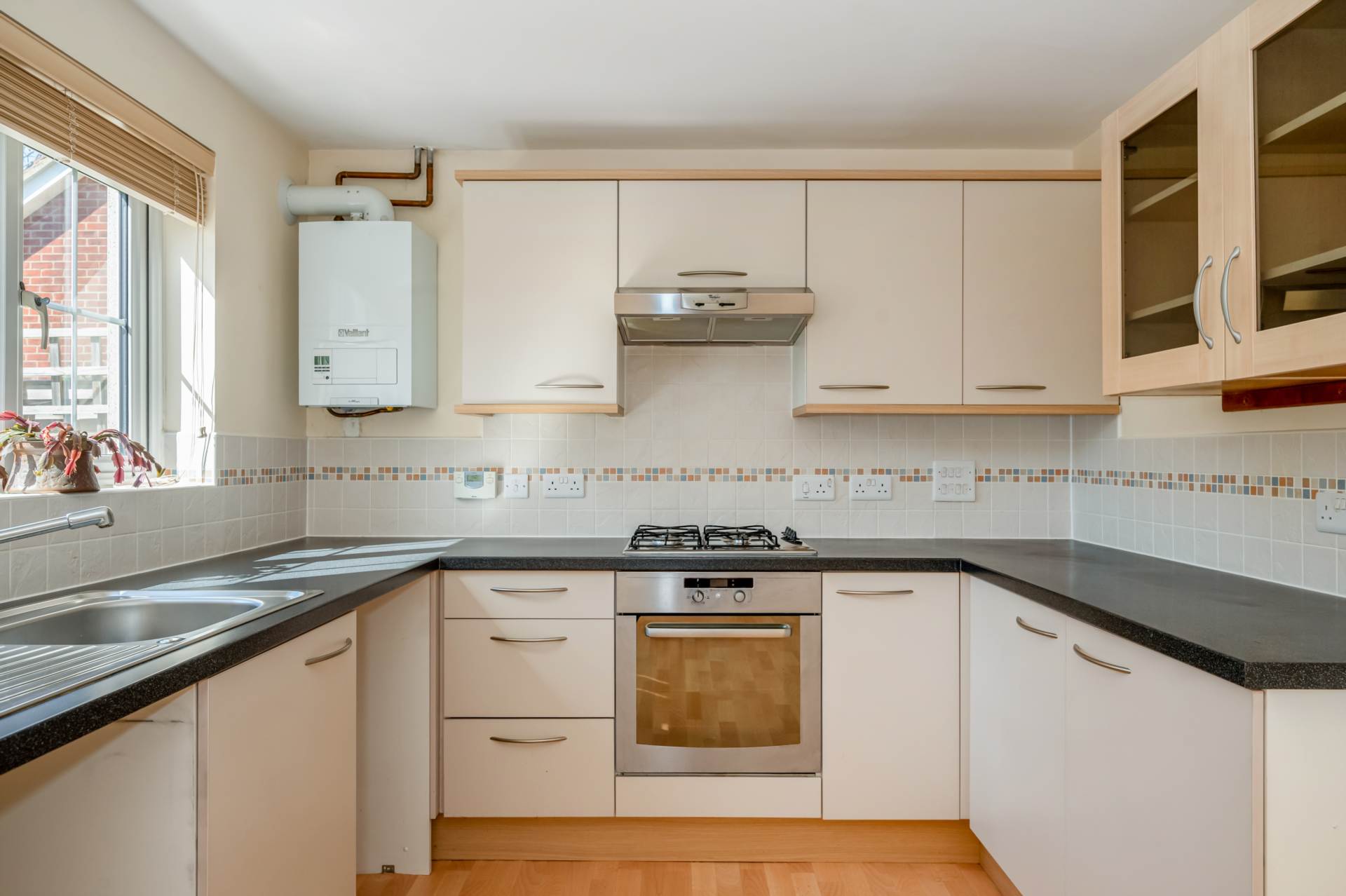 Middleton Close, Bracklesham Bay, West Sussex, PO20, Image 4