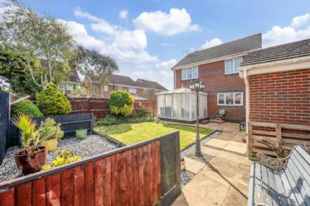 Shalbourne Crescent, Bracklesham Bay, West Sussex, PO20, Image 19