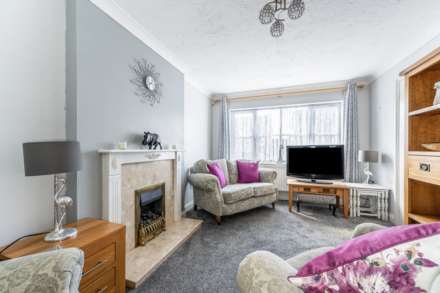 Shalbourne Crescent, Bracklesham Bay, West Sussex, PO20, Image 2