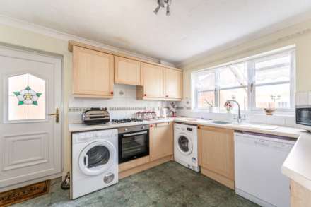 Shalbourne Crescent, Bracklesham Bay, West Sussex, PO20, Image 4