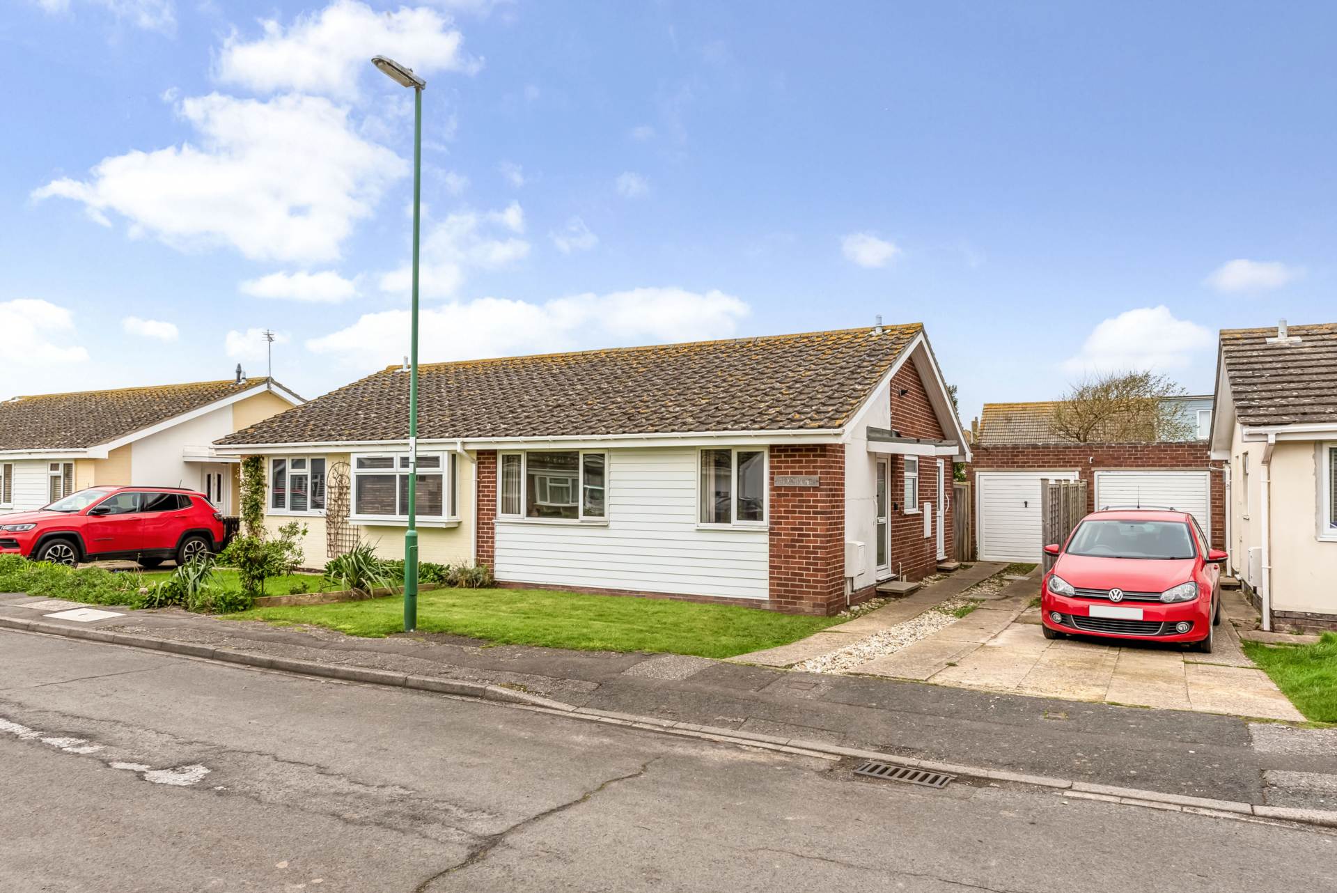 Kestrel Close, Bracklesham Bay, West Sussex, PO20, Image 1