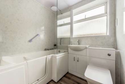 Kestrel Close, Bracklesham Bay, West Sussex, PO20, Image 10