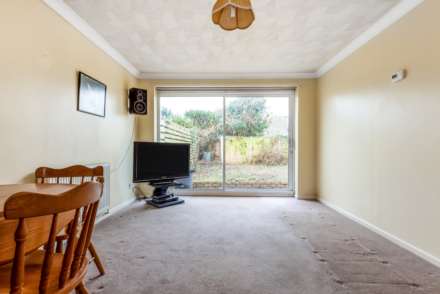 Kestrel Close, Bracklesham Bay, West Sussex, PO20, Image 2