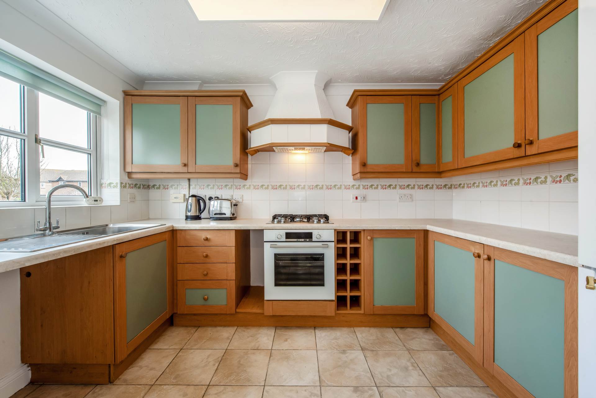 Avebury Close, Bracklesham Bay, Image 2