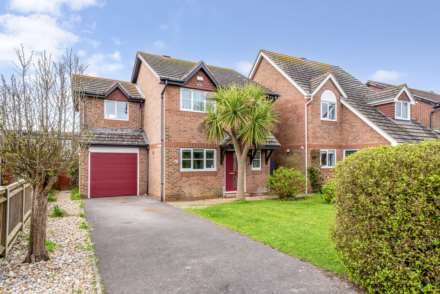 3 Bedroom Detached, Avebury Close, Bracklesham Bay