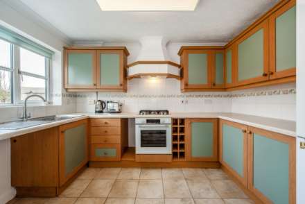 Avebury Close, Bracklesham Bay, Image 2