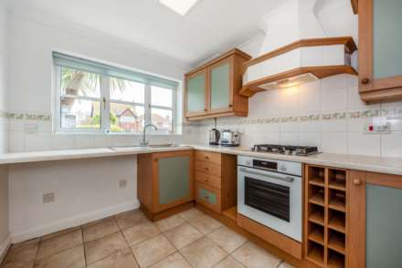 Avebury Close, Bracklesham Bay, Image 6