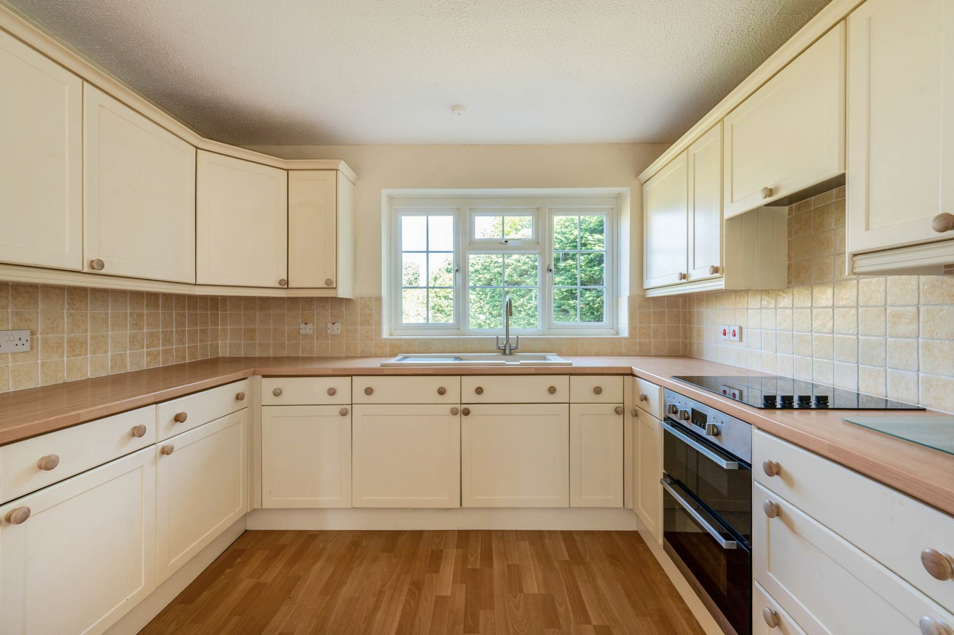 Royce Close, West Wittering, PO20, Image 3