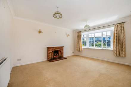 Royce Close, West Wittering, PO20, Image 5