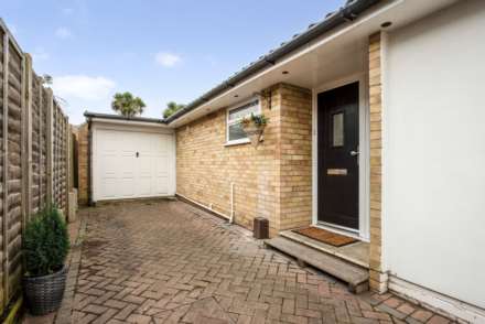 Grayswood Avenue, Bracklesham Bay, West Sussex, PO20, Image 19