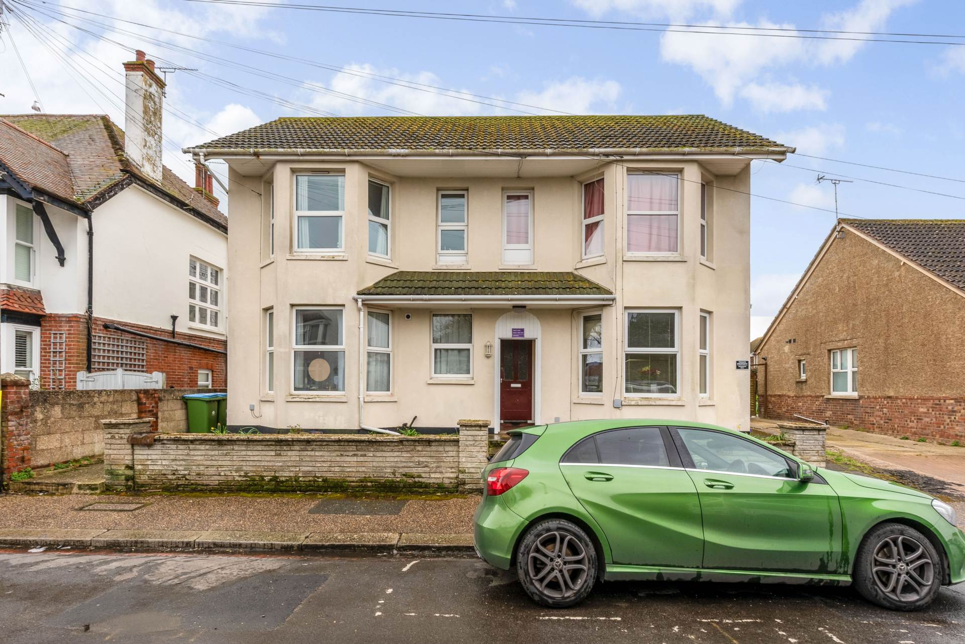 Bassett Road, Bognor Regis, West Sussex, Image 1