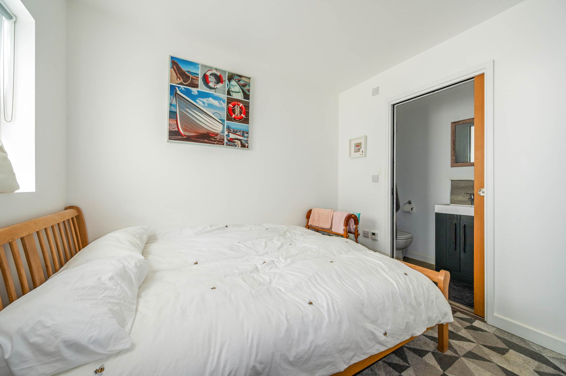 Cakeham Way, West Wittering, West Sussex, PO20, Image 16