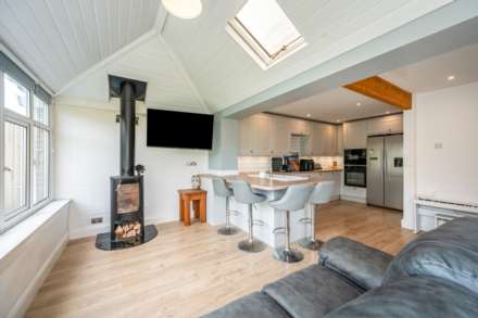 Cakeham Way, West Wittering, West Sussex, PO20, Image 2