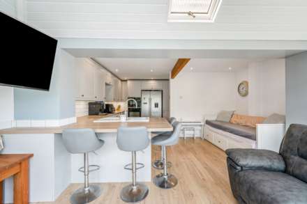 Cakeham Way, West Wittering, West Sussex, PO20, Image 7