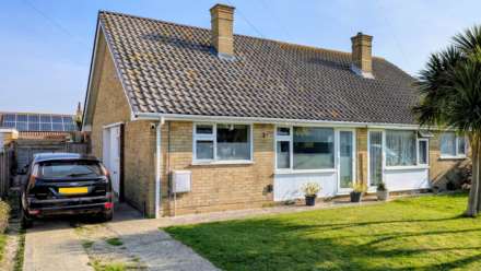 2 Bedroom Semi-Detached, Elm Close, Bracklesham