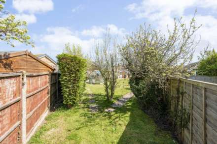 Grayswood Avenue, Bracklesham Bay, West Sussex, PO20, Image 17