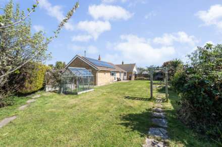 Grayswood Avenue, Bracklesham Bay, West Sussex, PO20, Image 18
