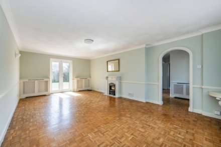 Grayswood Avenue, Bracklesham Bay, West Sussex, PO20, Image 2