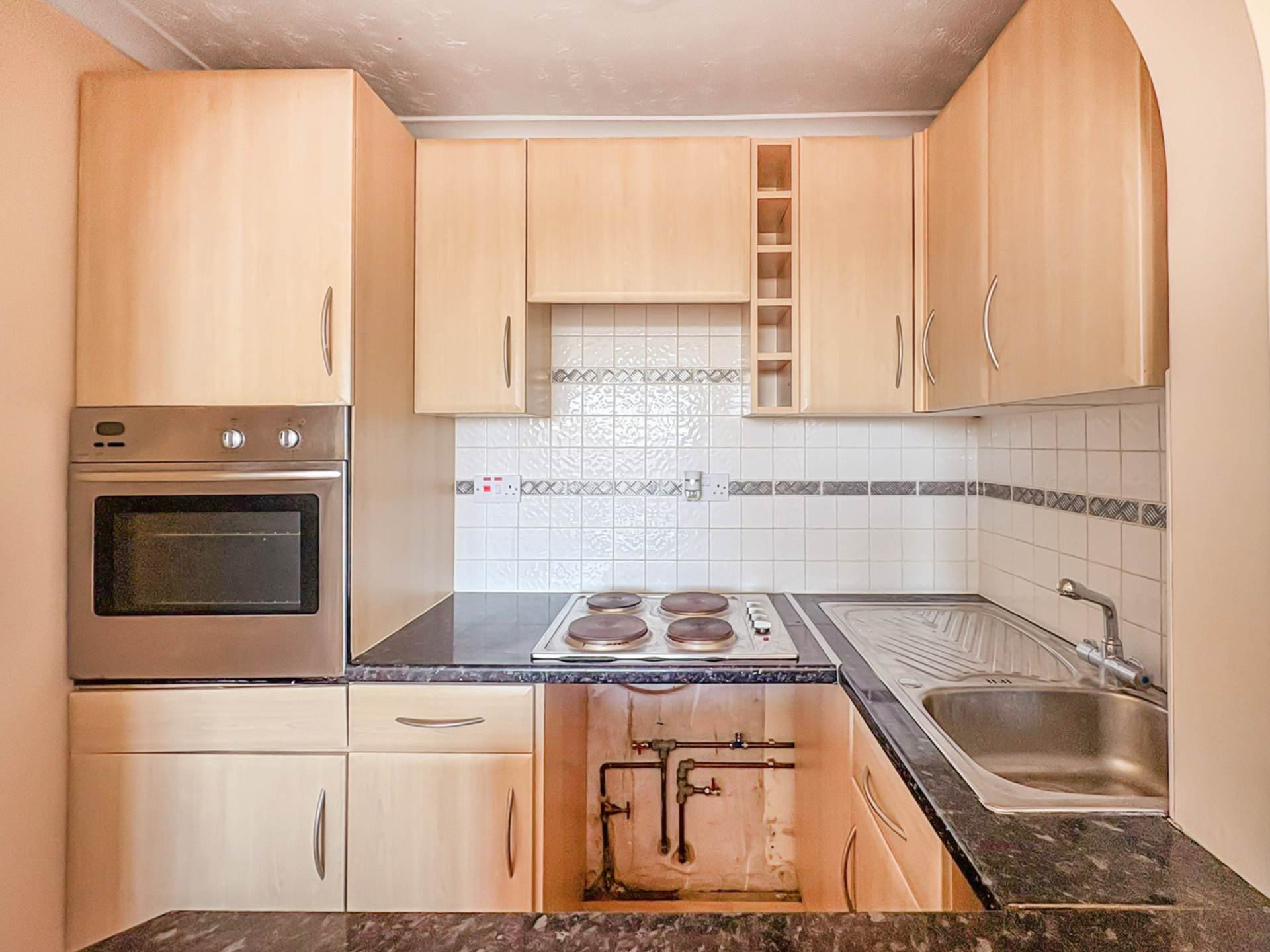 Bracklesham Court, Bracklesham Lane, West Sussex, PO20, Image 6